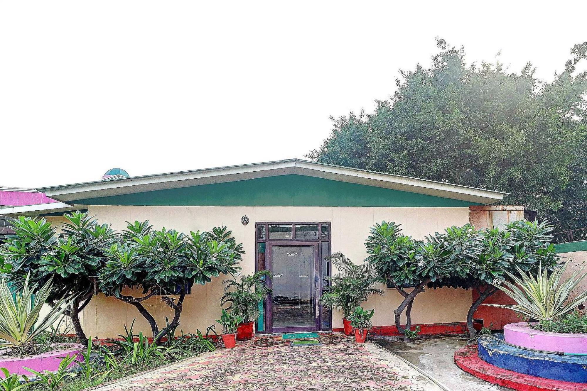Hotel O Drizzling Land Muradnagar Kültér fotó